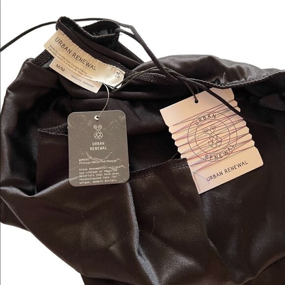 UO TOP  - Picture 7 of 10